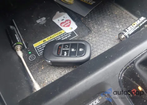 2025 Honda Cr-V Hybrid Sport Touring from USA, damaged, VIN 5J6RS6H99SL028723